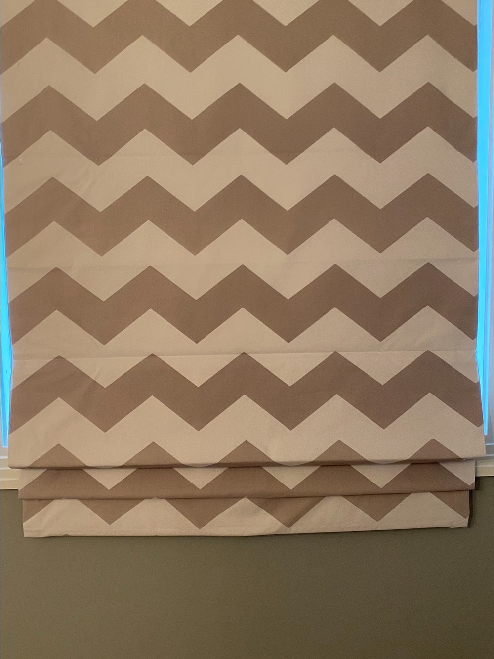 Pottery Barn Kids Chevron Roman Shade in Tan & Cream